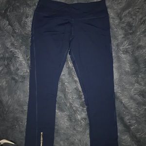 tommie copper navy cropped leggings!